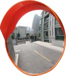 Зеркало дорожное круглое с защитным козырьком D 600 мм